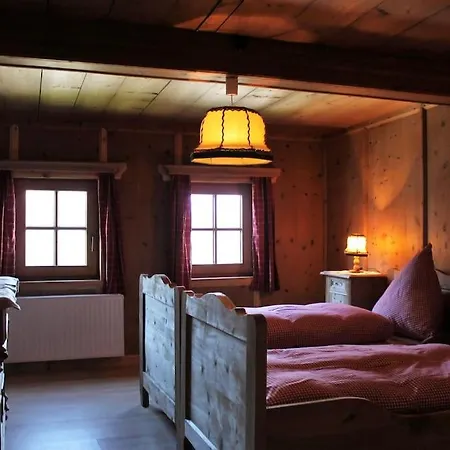 度假居 Uriges Bauernhaus -tummenerhof - Naehe Schi Und Wandergebiet 齐勒河谷采尔
